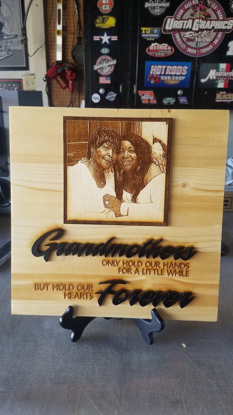 Engraved memorial plaque — Photo plaque with raised lettering