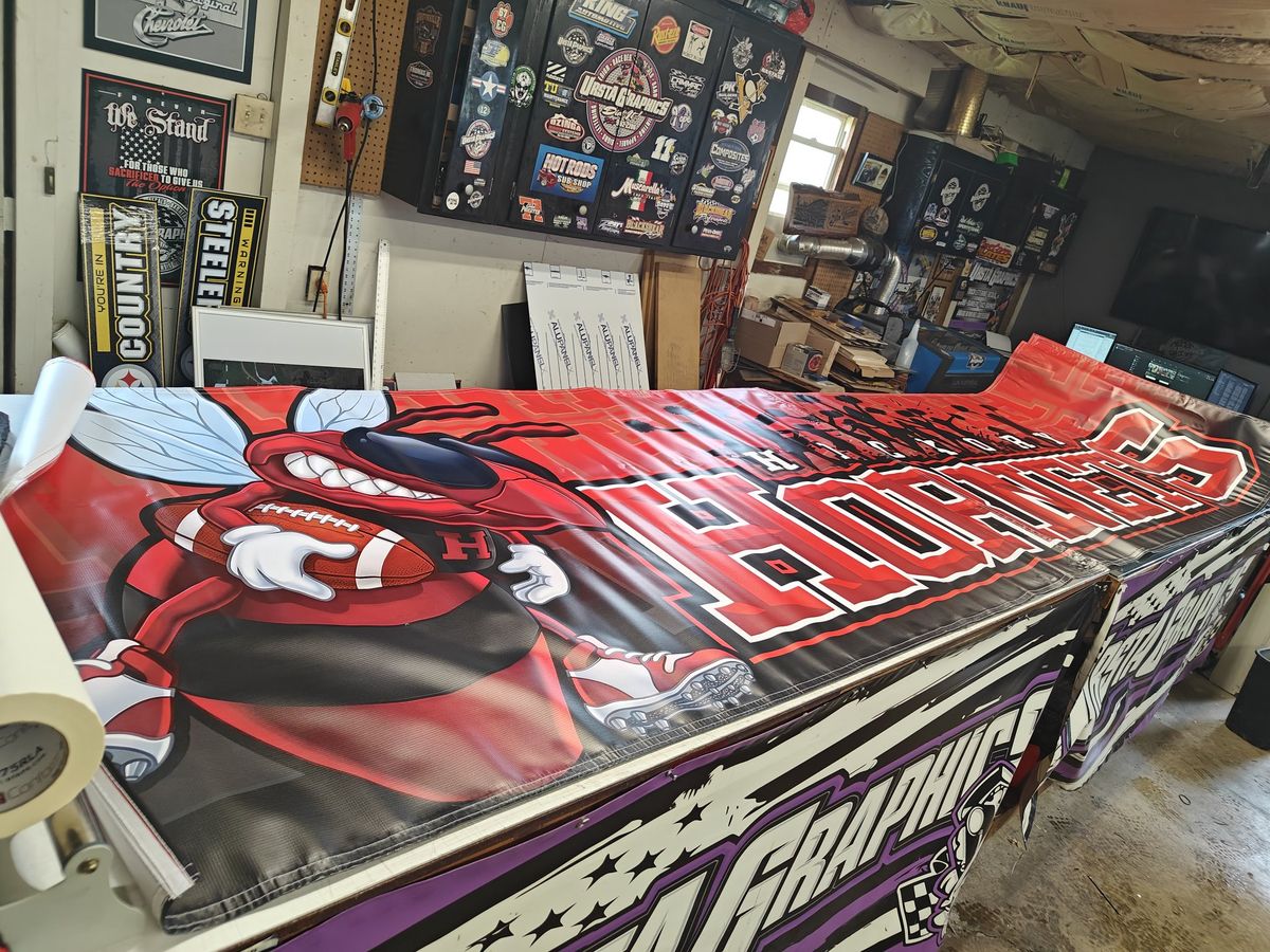 School sports banners — Breakaway banner