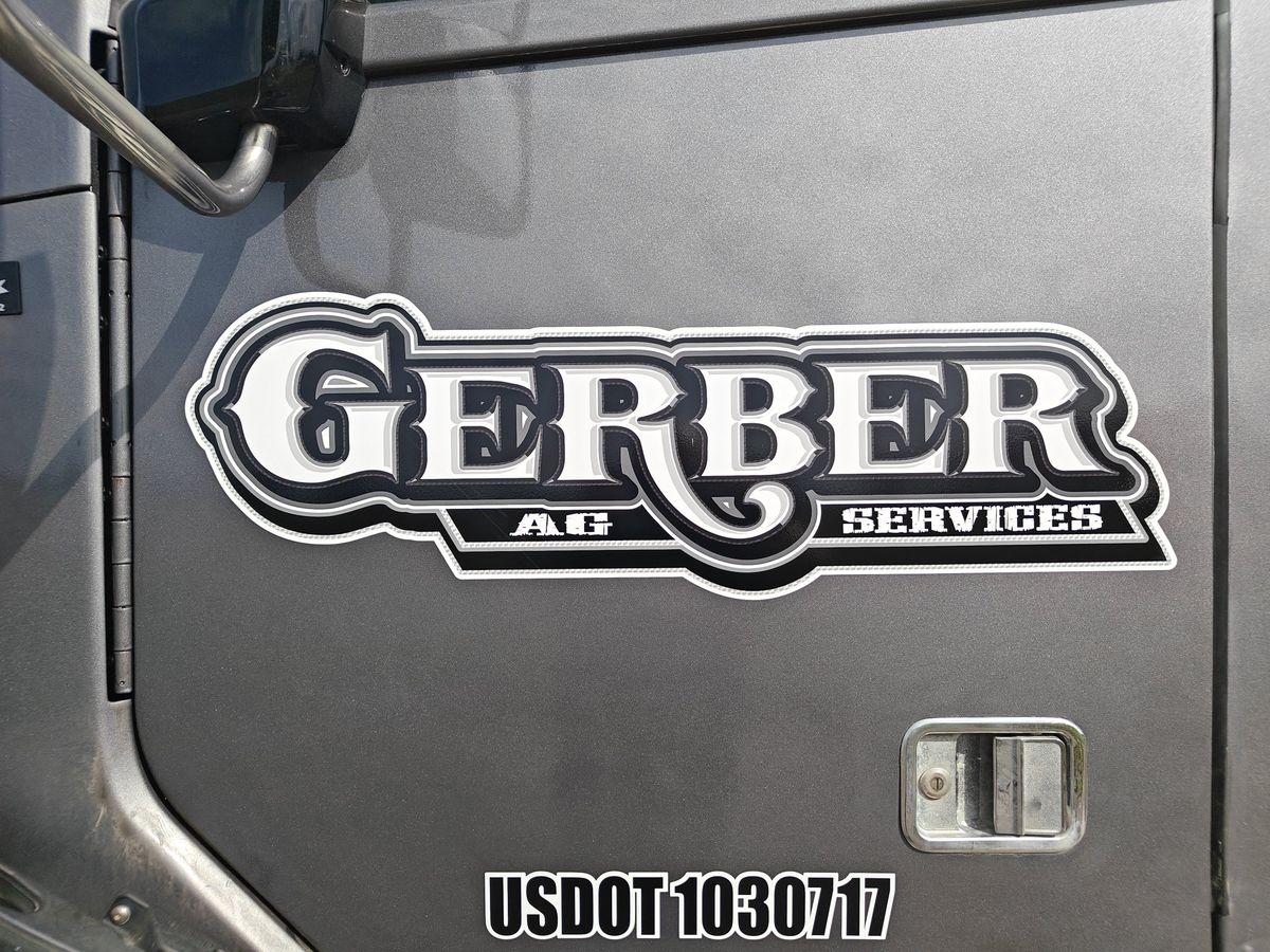 Semi door lettering — Semi door logo