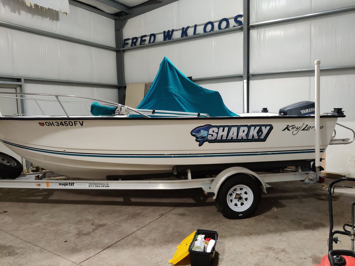 Boat lettering — Boat lettering — Key Largo